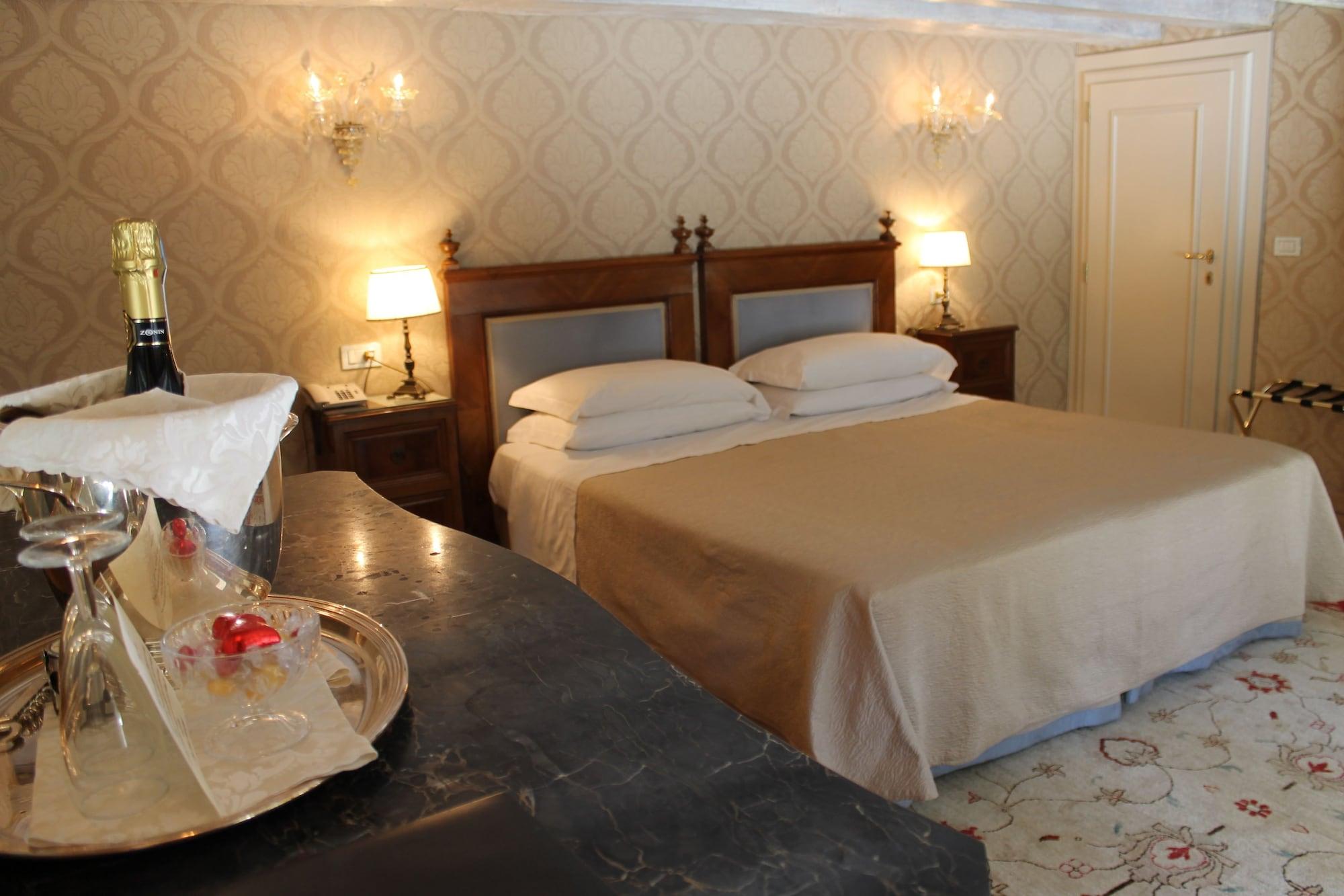 Hotel Palazzo Abadessa Venice Exterior photo