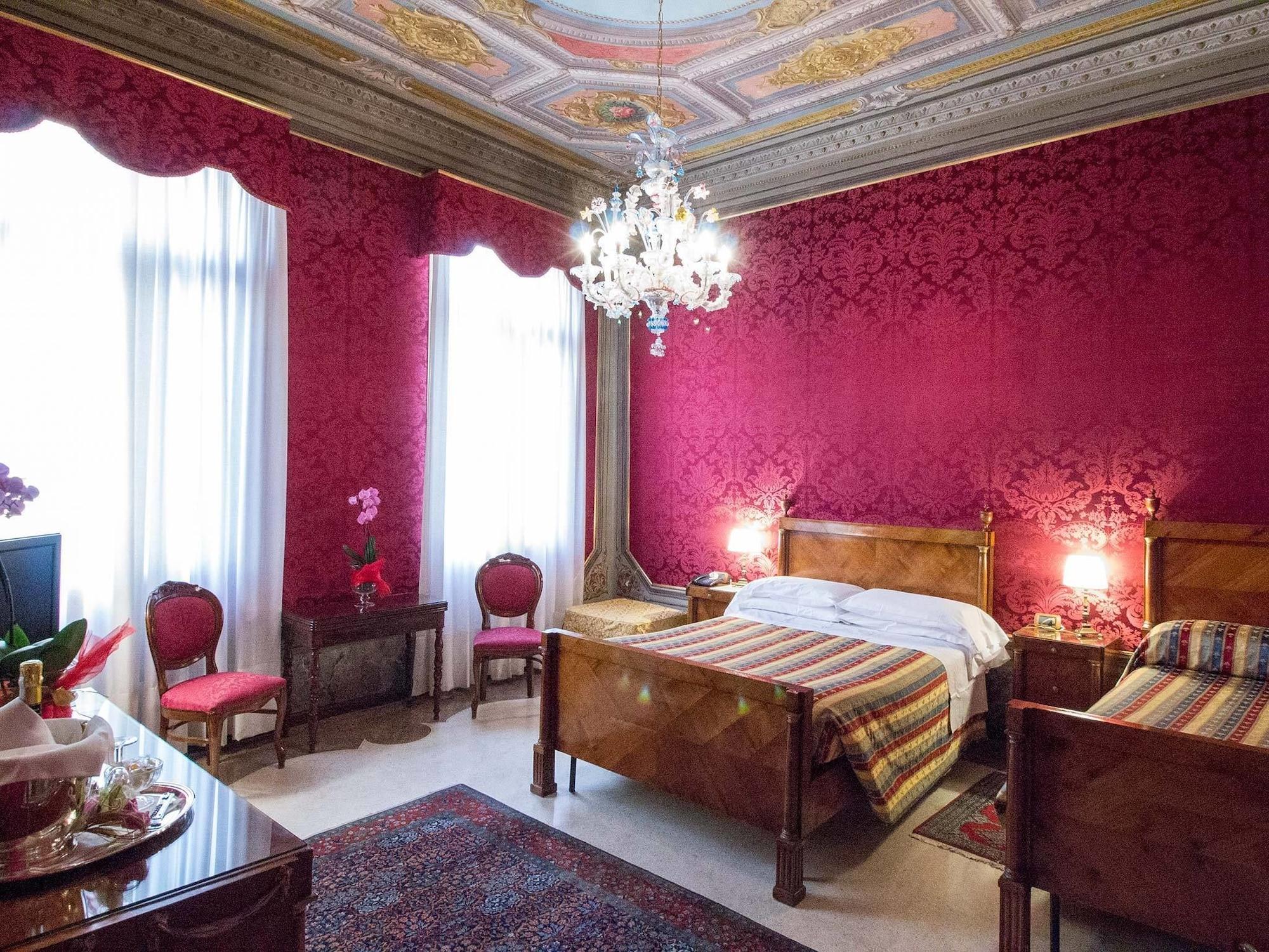 Hotel Palazzo Abadessa Venice Exterior photo