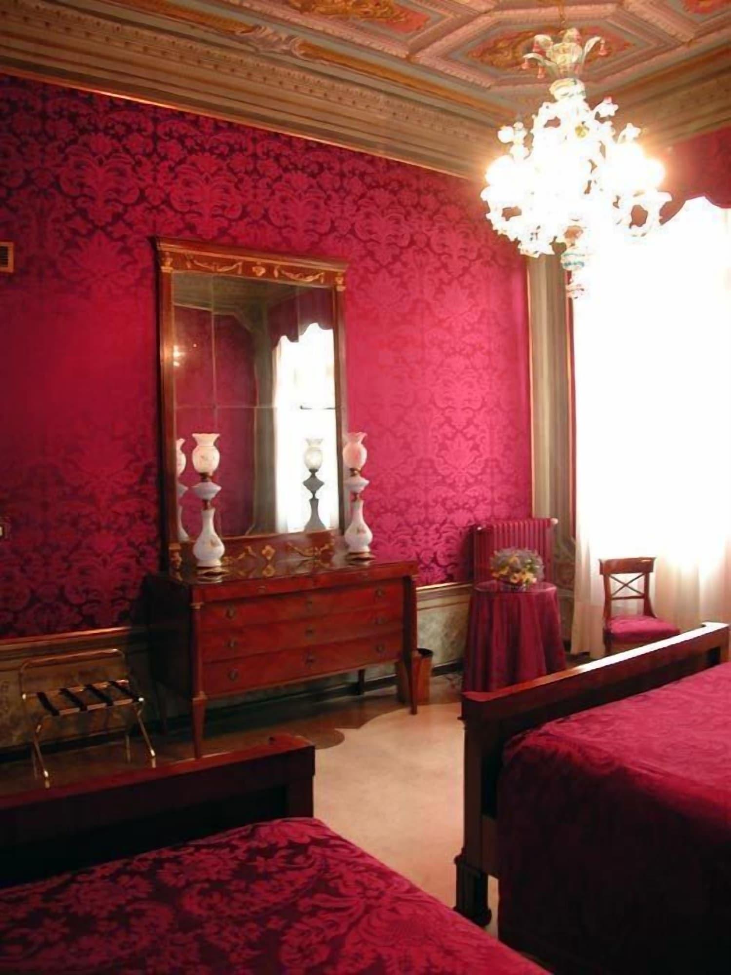 Hotel Palazzo Abadessa Venice Exterior photo