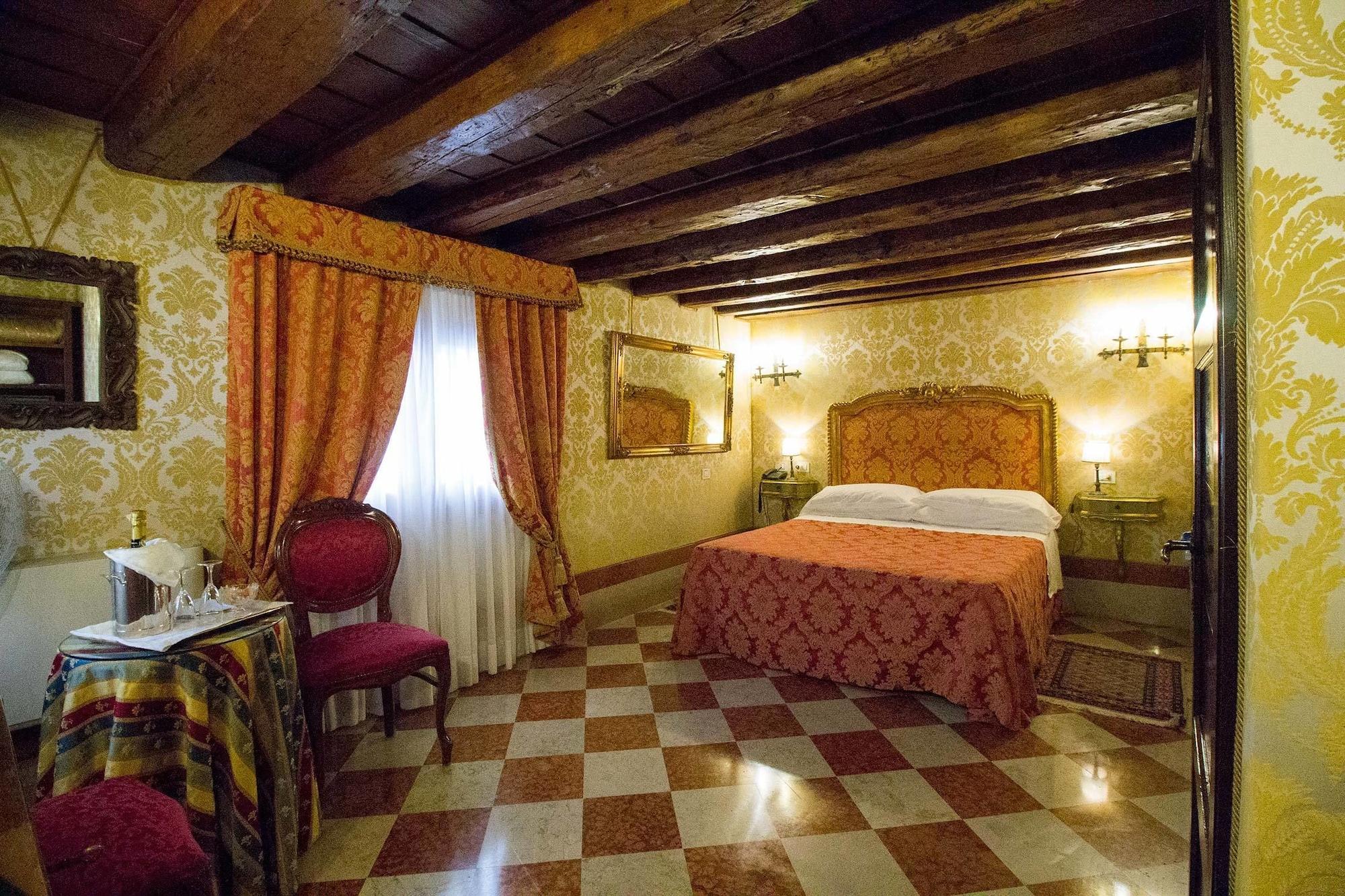 Hotel Palazzo Abadessa Venice Exterior photo