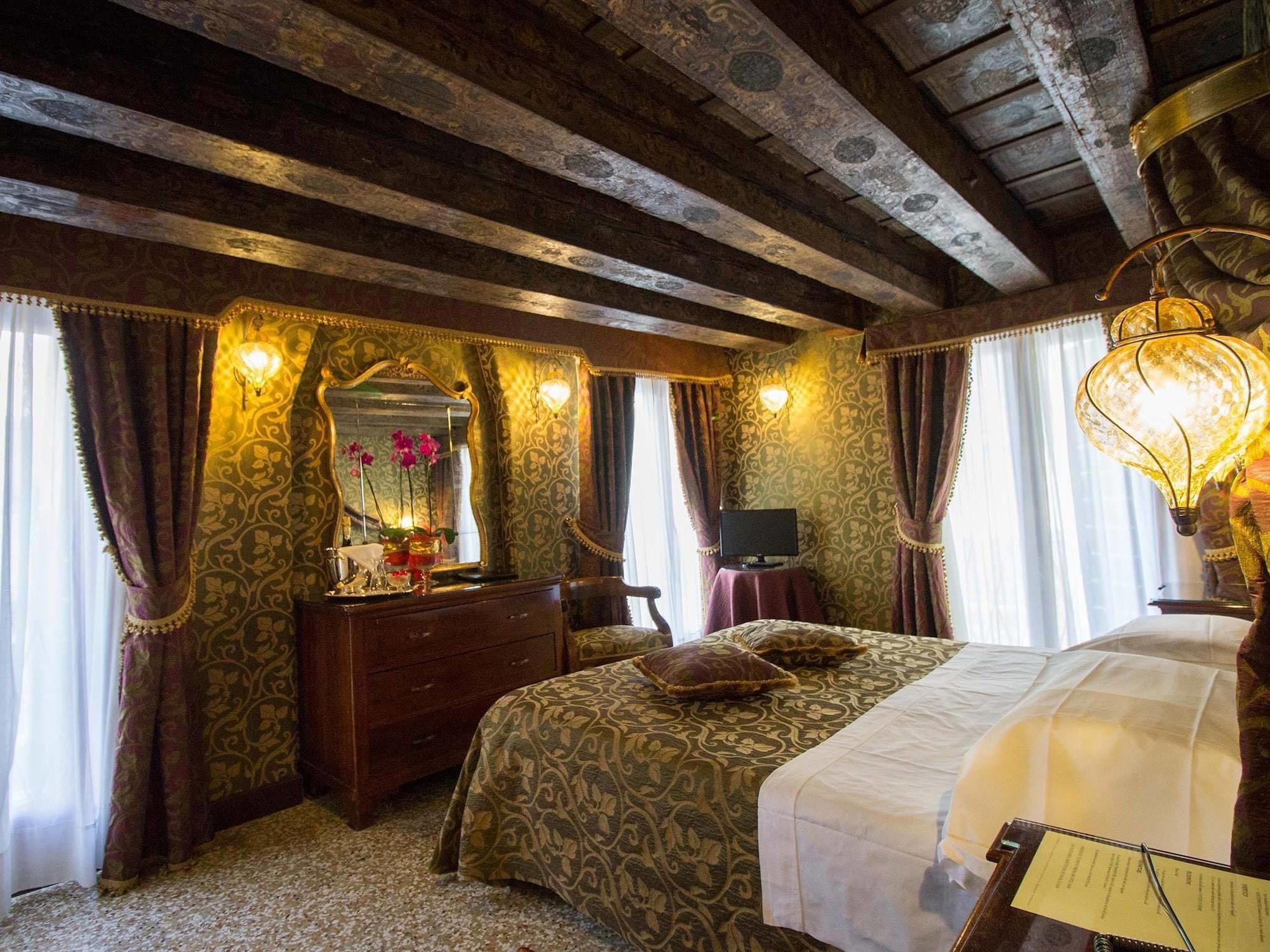 Hotel Palazzo Abadessa Venice Exterior photo
